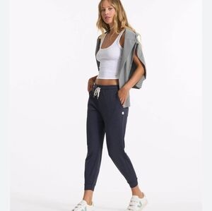 Vuori Peformance Joggers